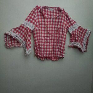 Size Small. Red and white checkered blouse with cute knitted lace trim
